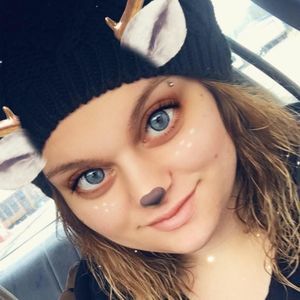 Meet your Posher, Felicia